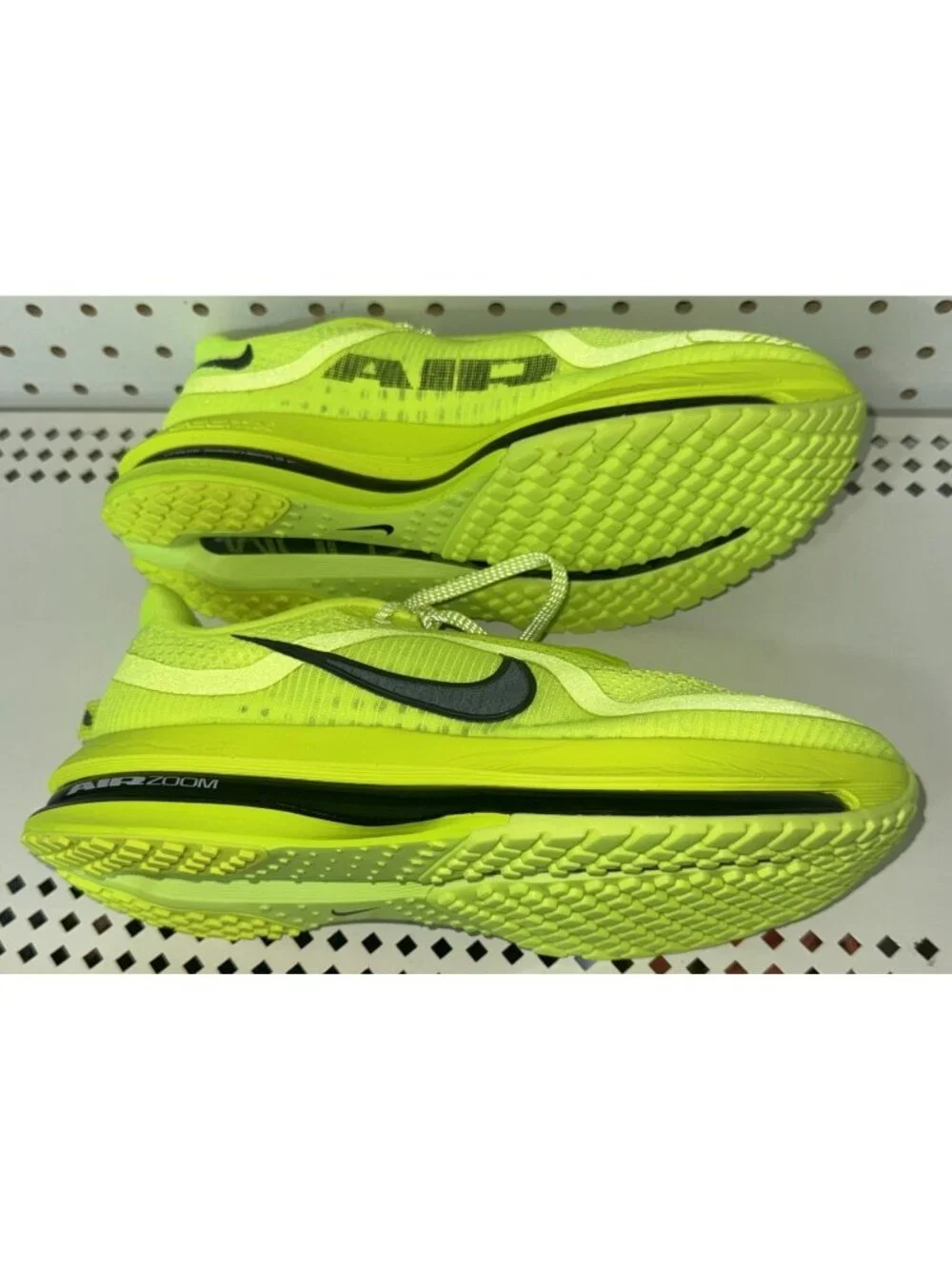 Nike Air Zoom Pegasus Premium Mens Athletic Running Shoes Size 8 Volt HQ2592-700